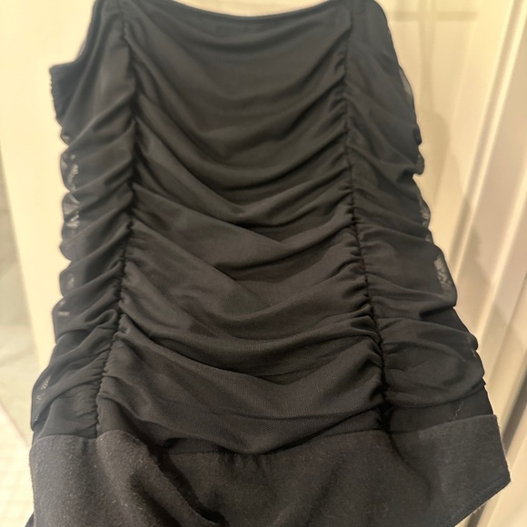 Ruffled body suit - Picture 4 of 4